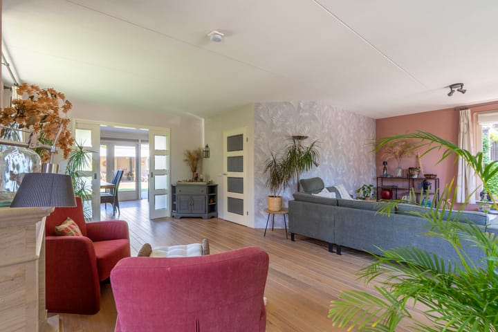 Foto 49 van Merseloseweg 4