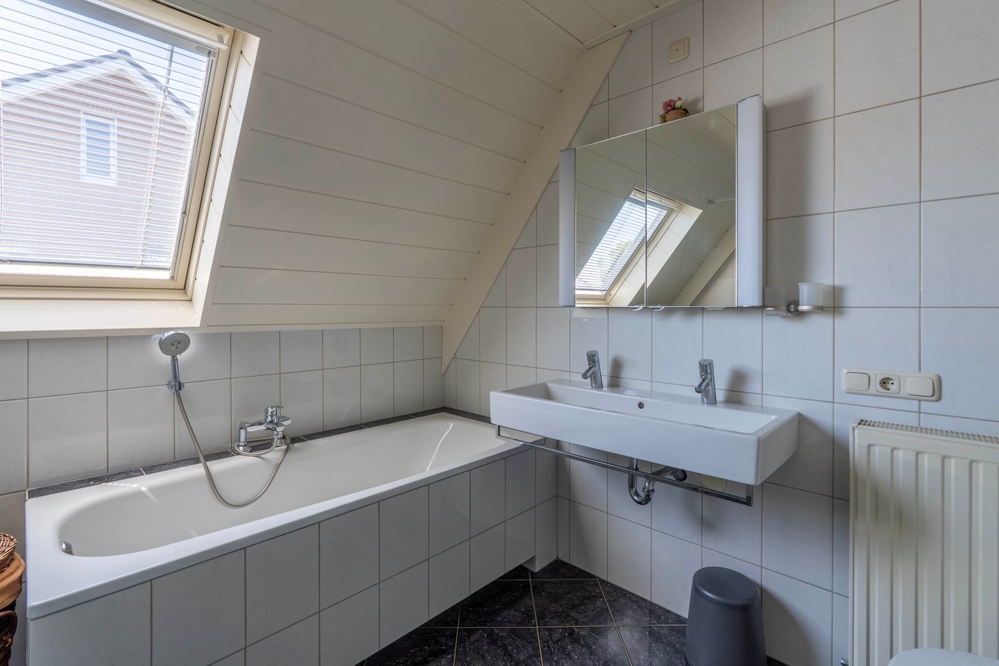 Foto 70 van Merseloseweg 4