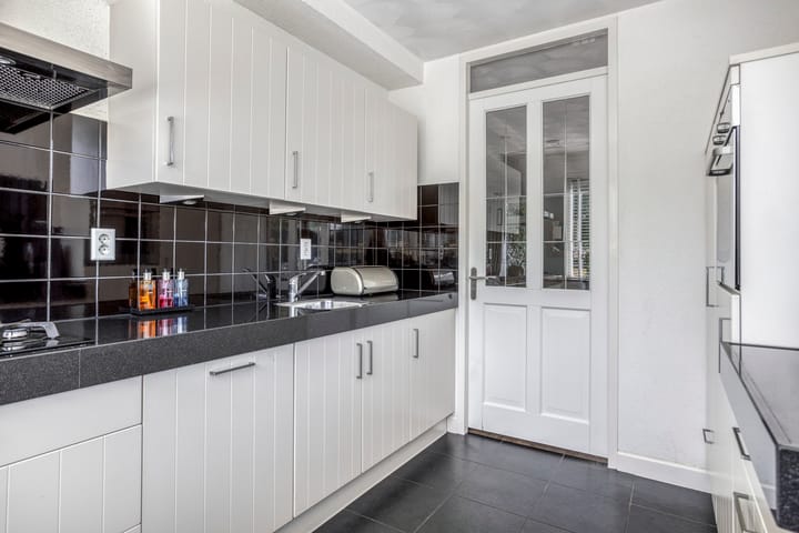 Foto 12 van Koningspage 27