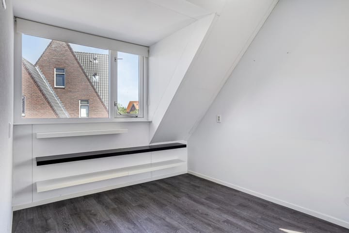 Foto 15 van Koningspage 27