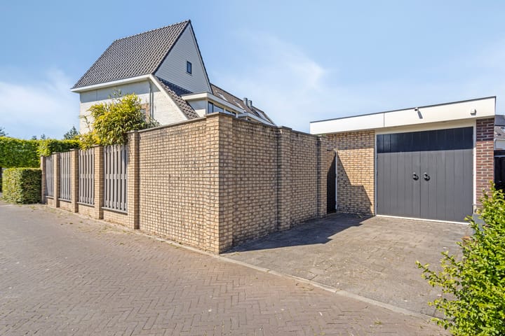 Foto 32 van Koningspage 27