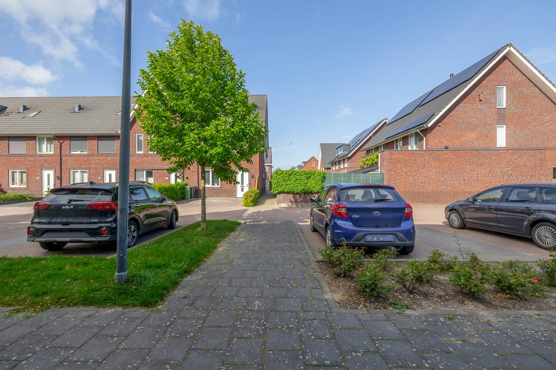 Photo 41 of Gruttostraat 14