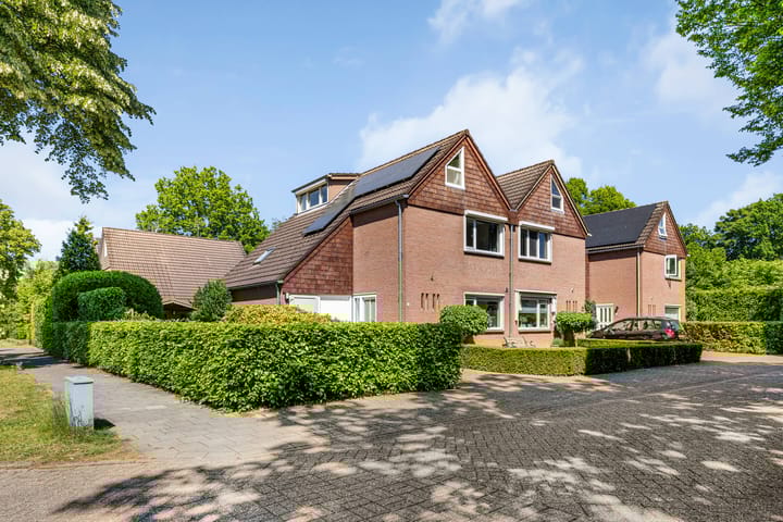 Koopwoningen - huizen te koop in [Funda]