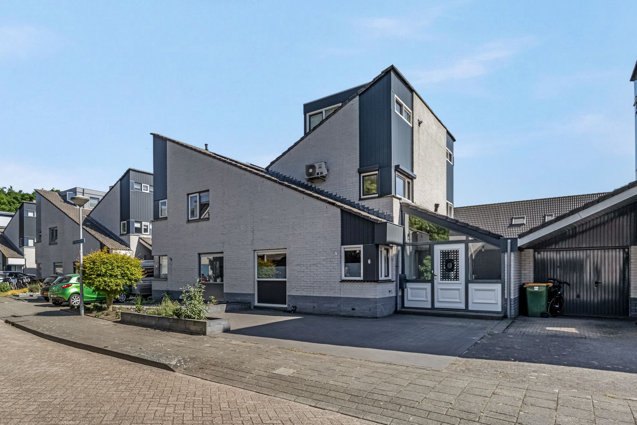 Dr. Marga Klompépark 6