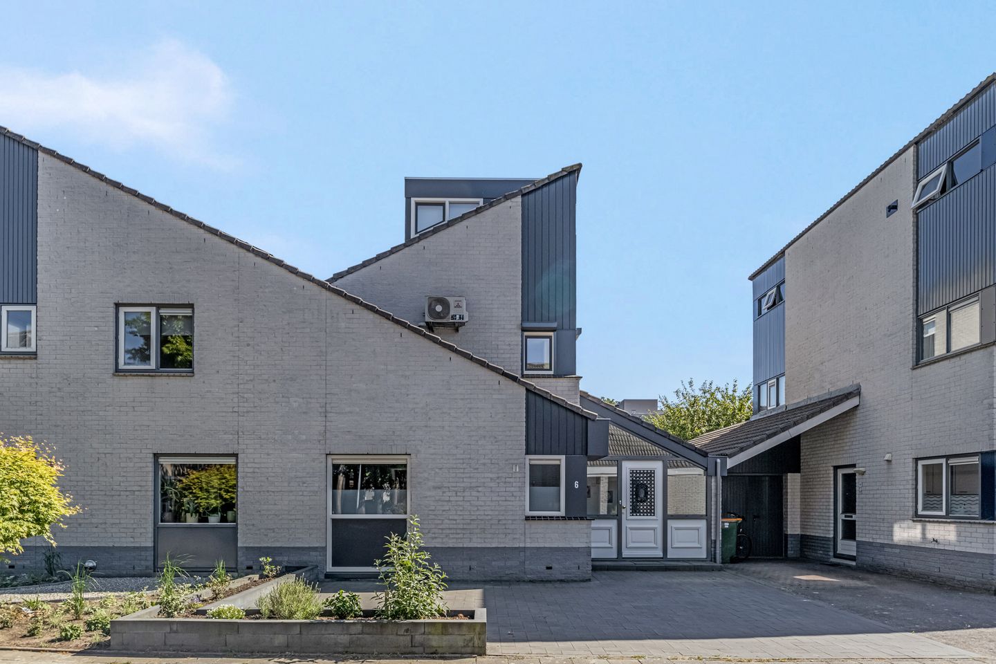 Photo 40 of Dr. Marga Klompépark 6