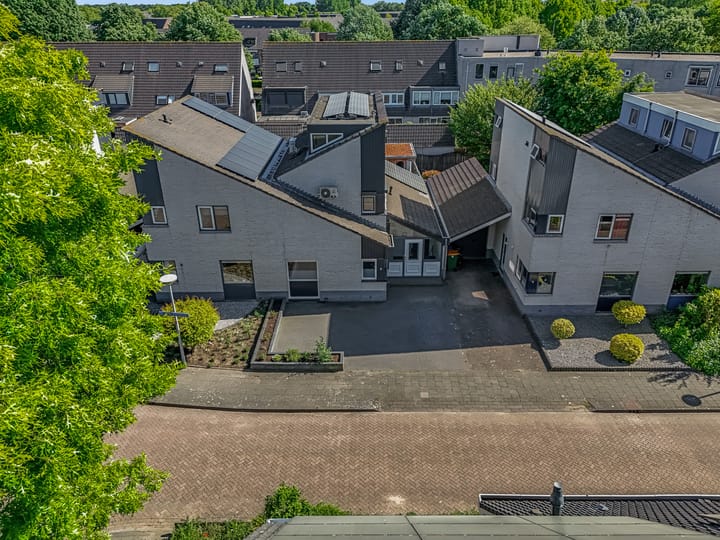 Foto 43 van Dr. Marga Klompépark 6