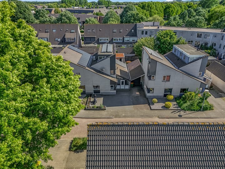 Foto 44 van Dr. Marga Klompépark 6