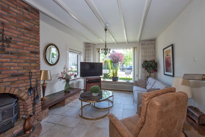 Photo 9 of Anjelier 42