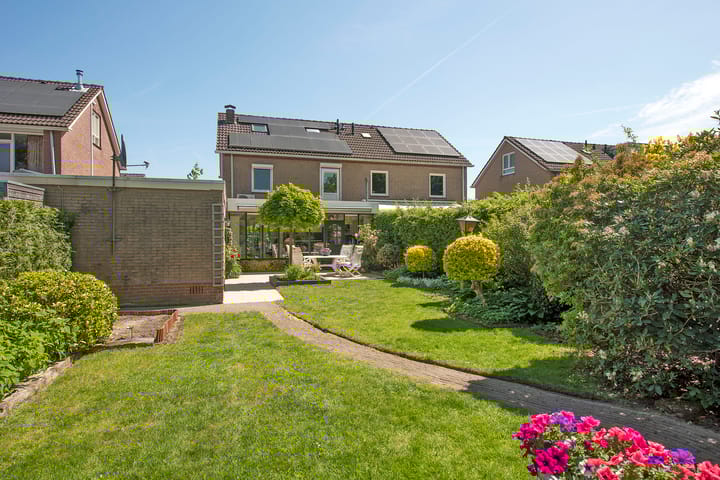 Photo 31 of Anjelier 42