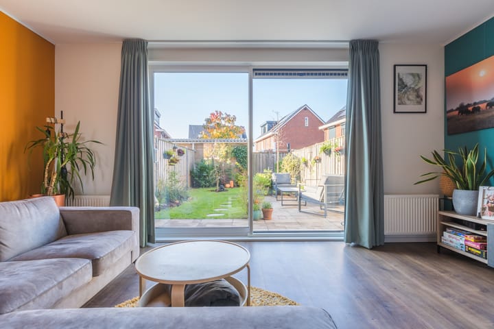 Foto 11 van Witte Ring 117