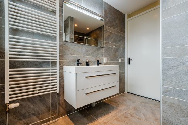 Foto 24 van Witte Ring 117