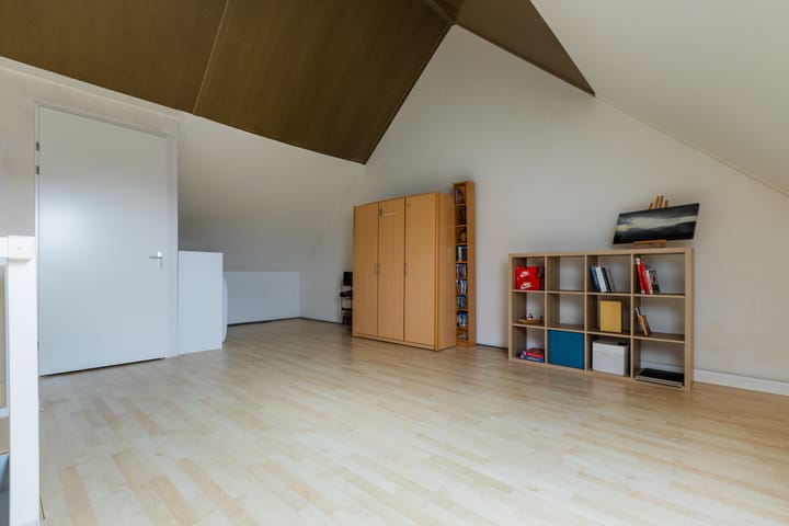 Foto 36 van Witte Ring 117