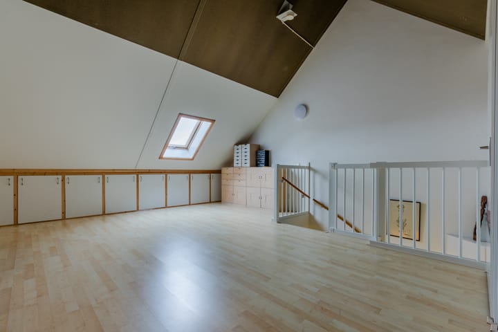 Foto 37 van Witte Ring 117