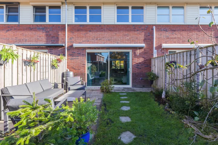 Foto 40 van Witte Ring 117