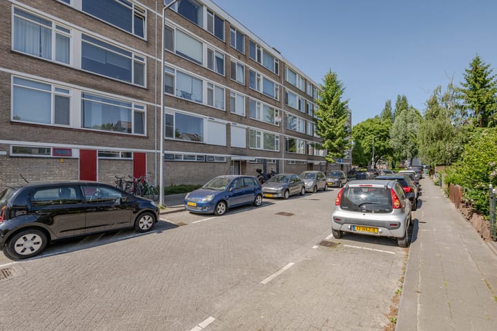 Foto 2 van Dickensstraat 35