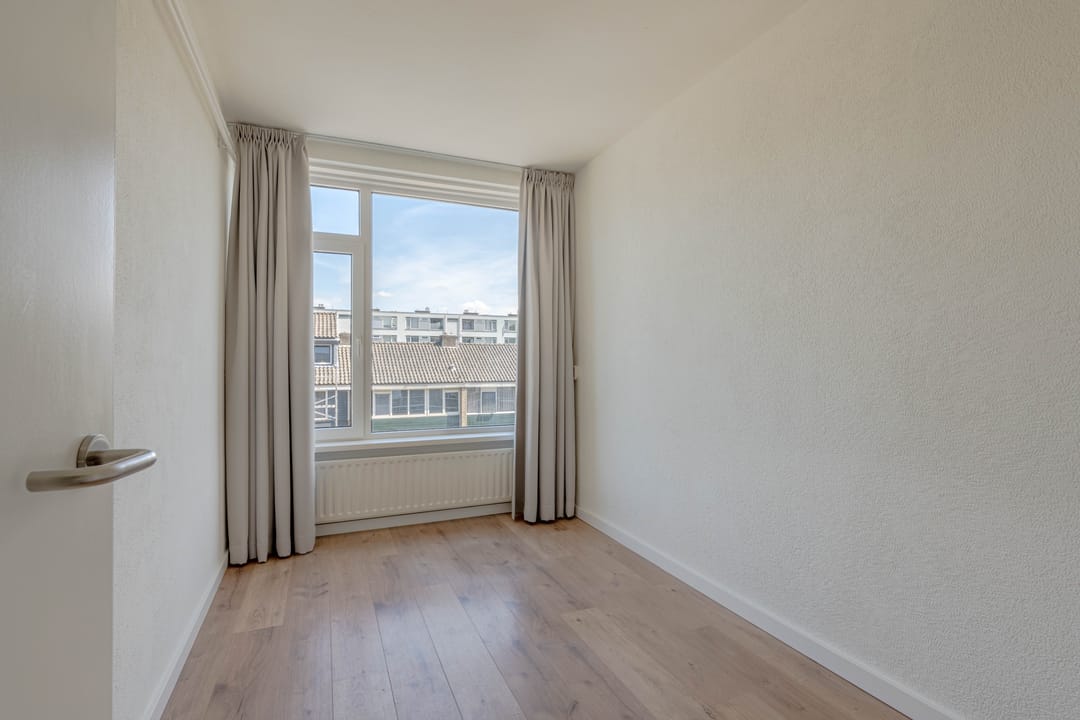 Foto 13 van Dickensstraat 35