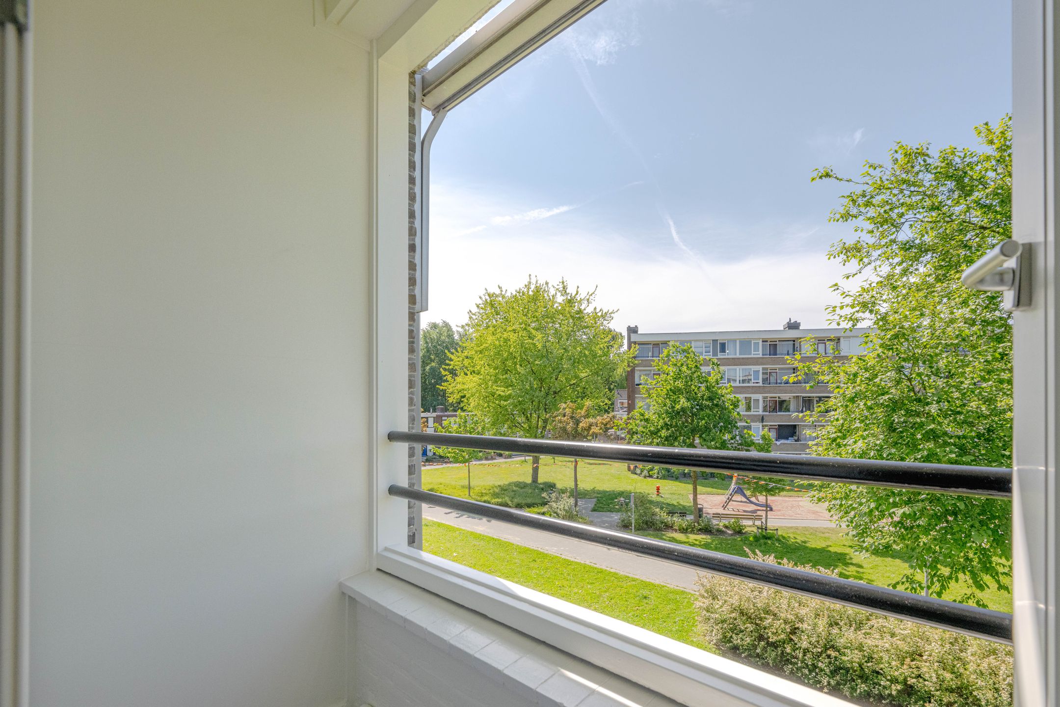 Foto 18 van Dickensstraat 35