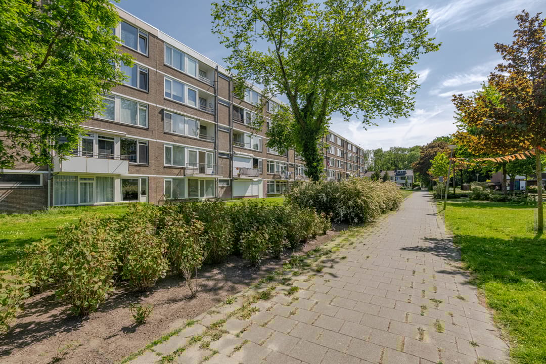 Foto 22 van Dickensstraat 35