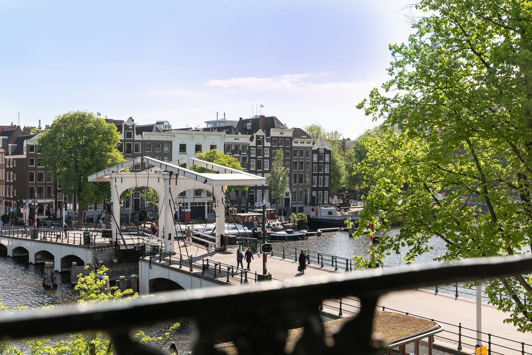 Photo 2 of Amstel 254-B