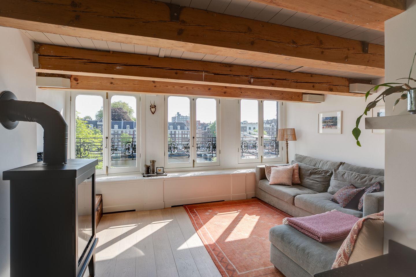 Photo 4 of Amstel 254-B