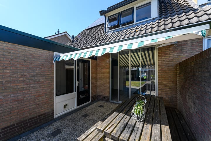 Foto 34 van Meester Baasstraat 6