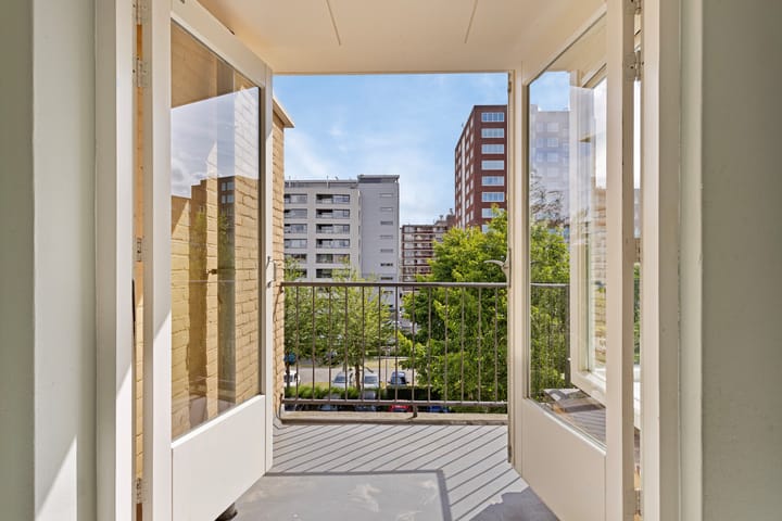 Photo 3 of Steenloperstraat 40