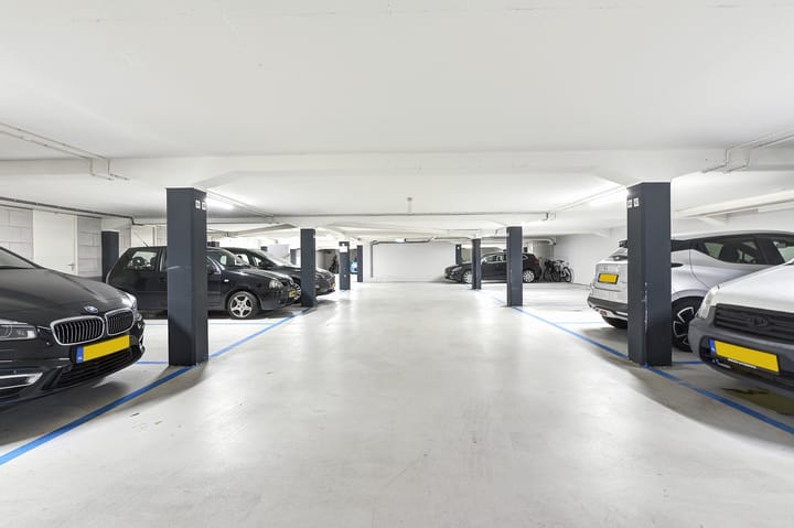 Photo 3 of Koningsweg 16-X