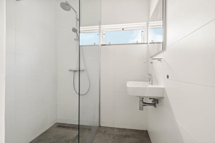 Photo 34 of Professor van der Veldenstraat 1