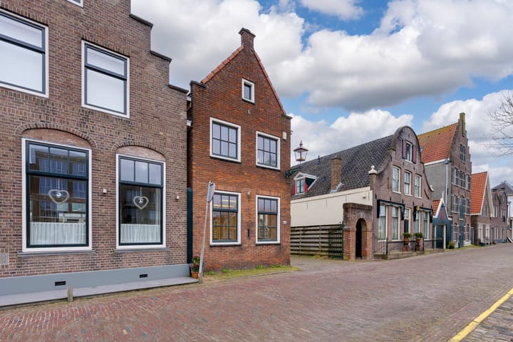 Photo 4 of Nieuwehaven 68