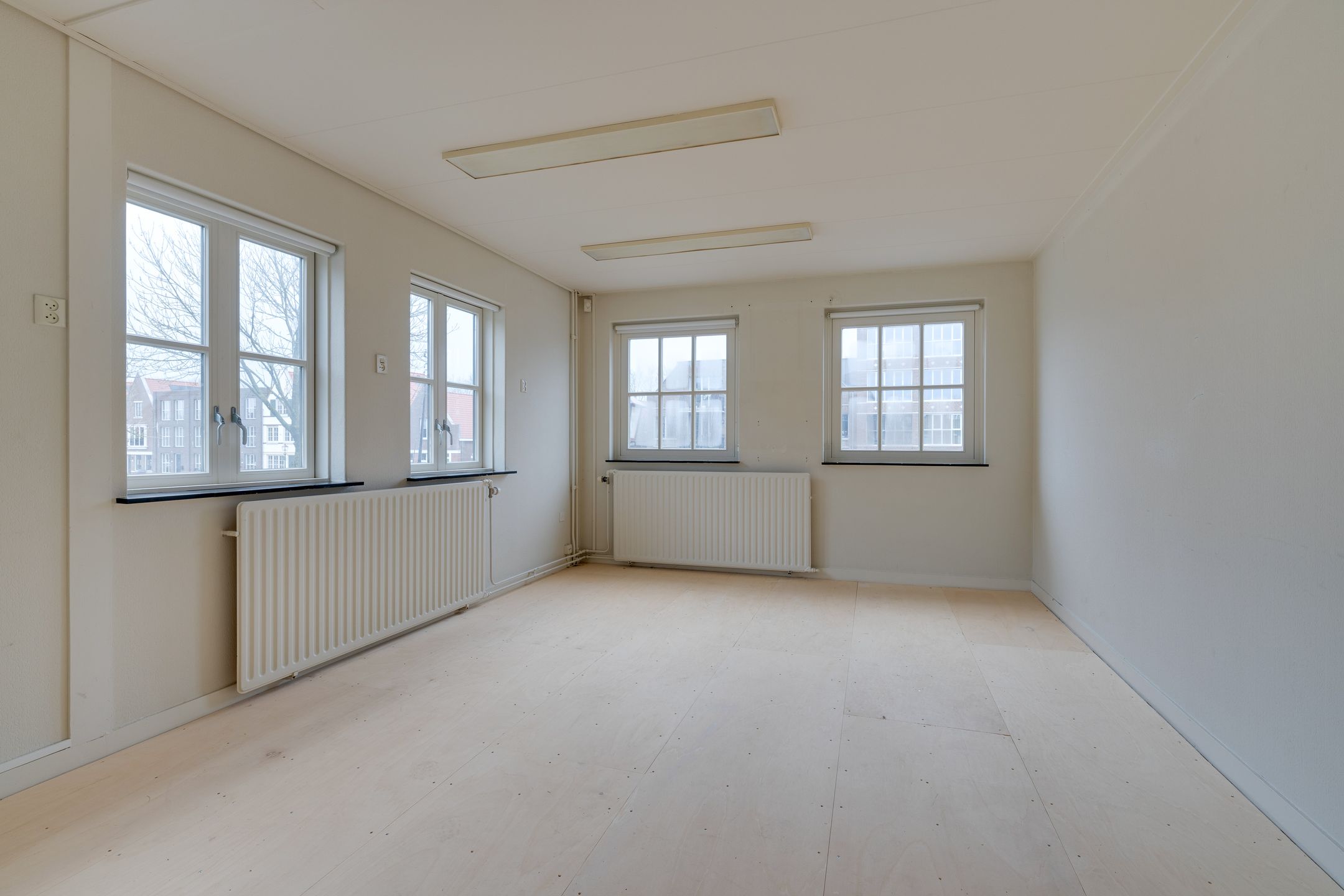 Foto 24 van Nieuwehaven 68