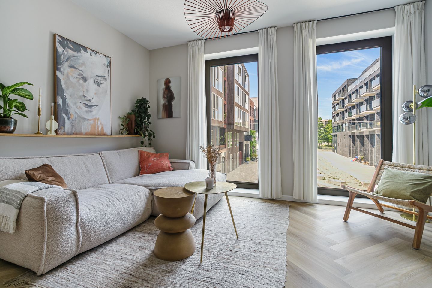 Foto 1 van Cola Debrotstraat 6