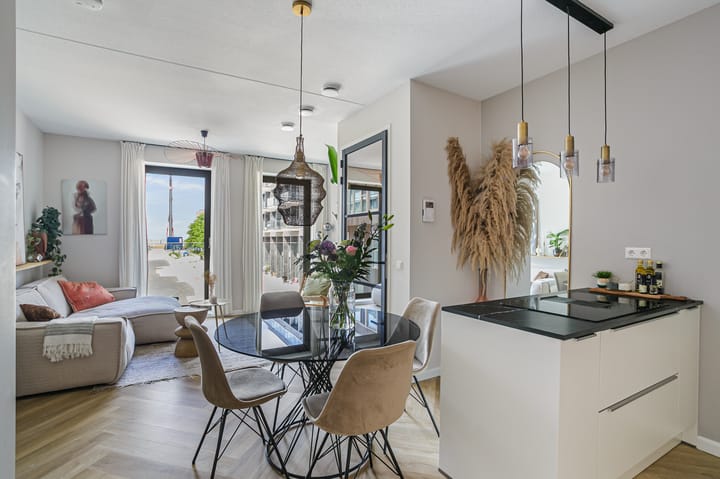 Foto 6 van Cola Debrotstraat 6