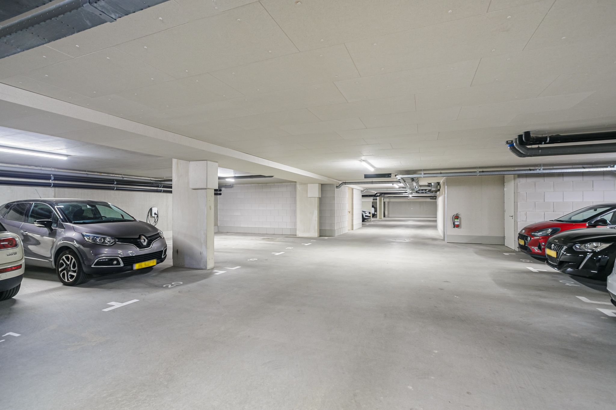 Foto 12 van Cola Debrotstraat 6