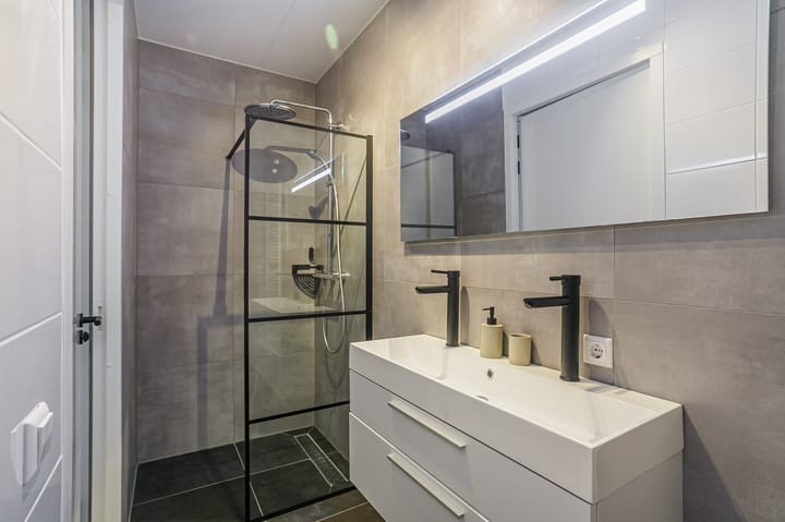 Foto 23 van Cola Debrotstraat 6