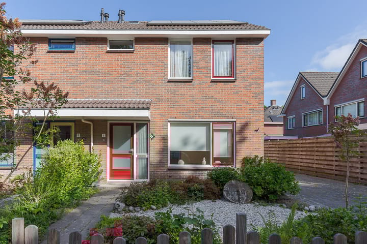 Photo 2 of Gentiaan 4