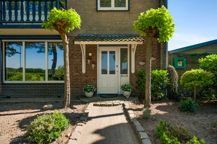 Foto 6 van Meidoornstraat 2