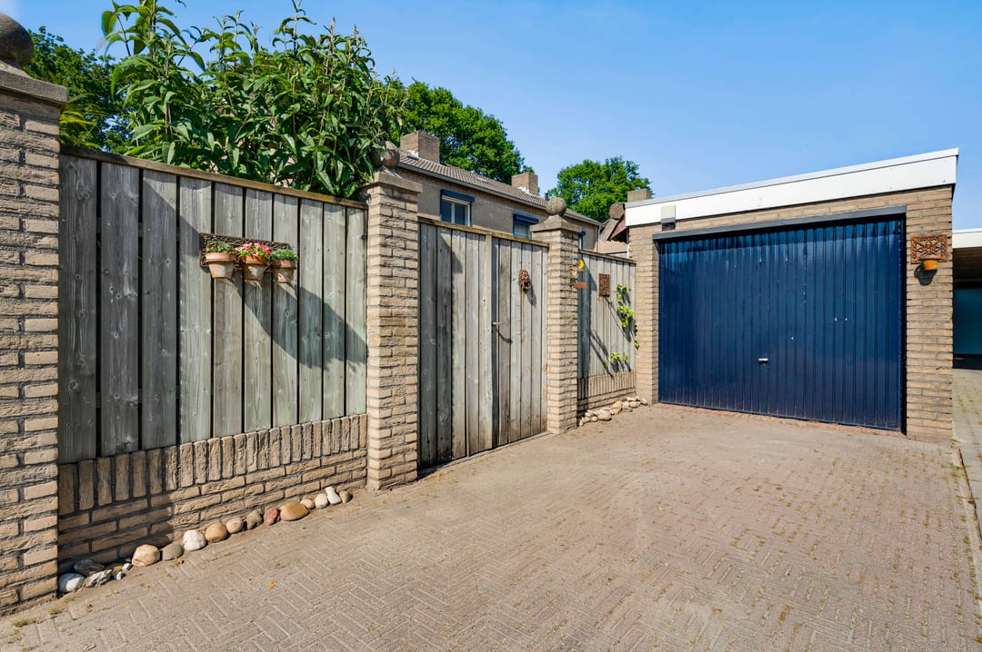 Foto 22 van Meidoornstraat 2