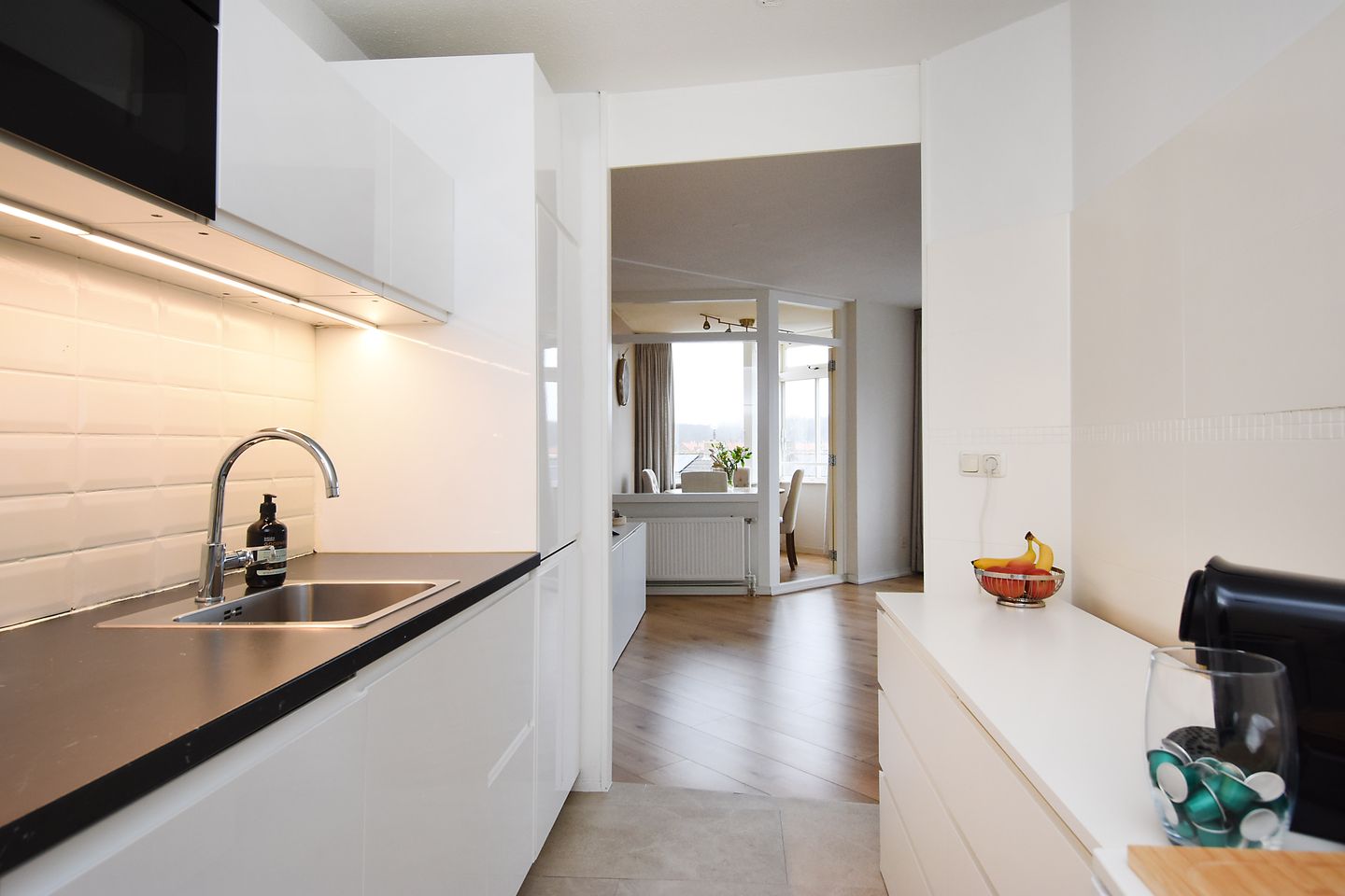 Foto 10 van Loosduinse Hoofdstraat 582