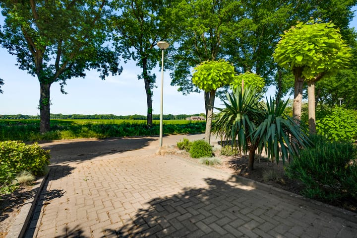 Foto 35 van Meidoornstraat 2