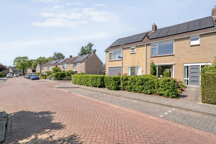 Foto 2 van Uranuslaan 14