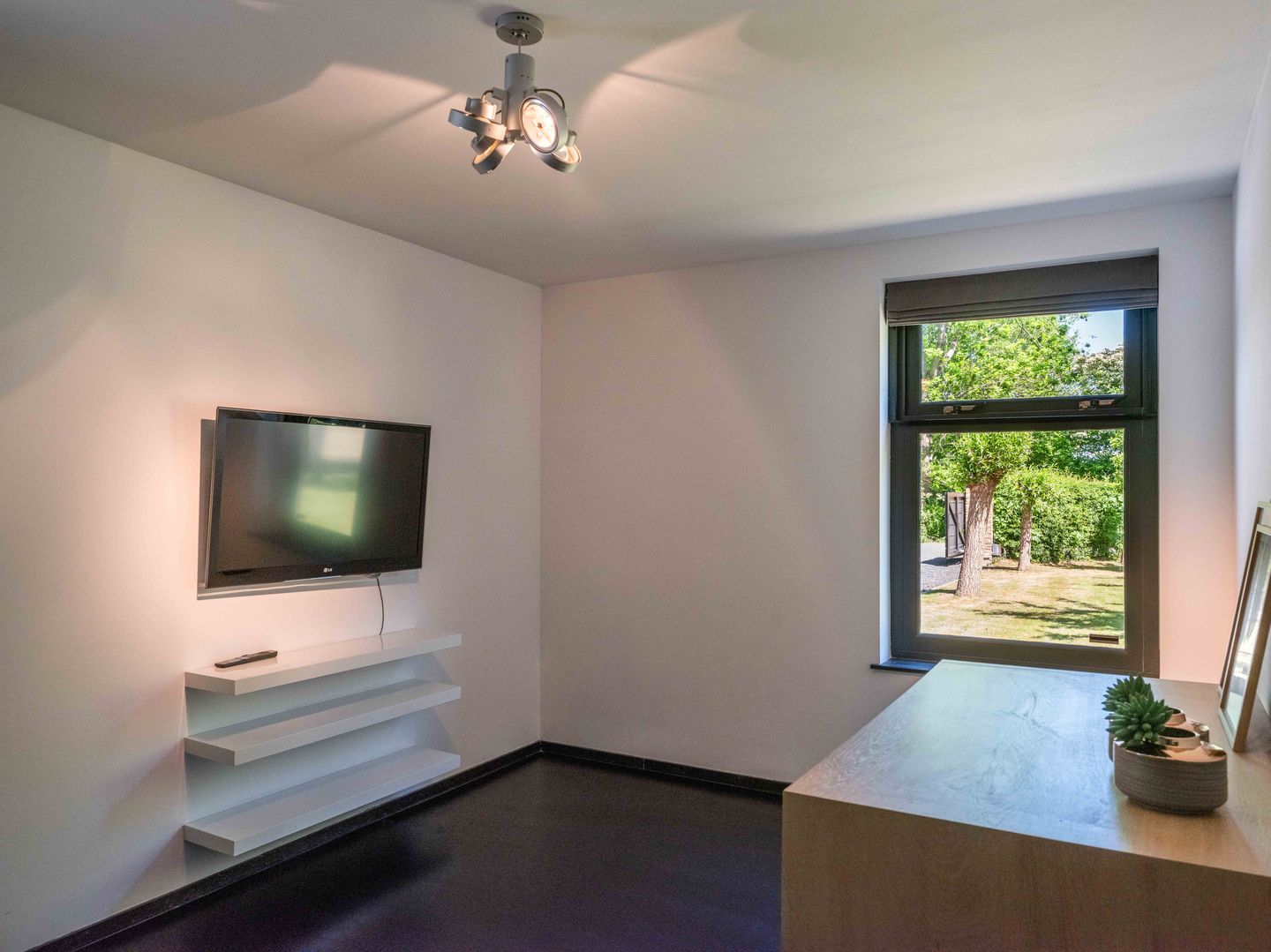 Foto 34 van Kerkedijk 142