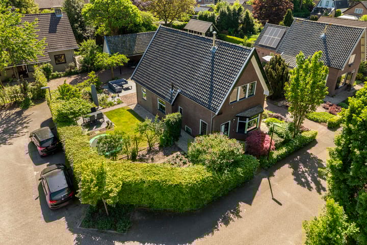 Foto 37 van Tuinmansdwarslaan 10