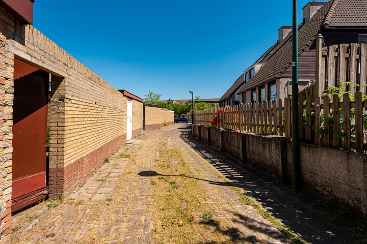 Photo 12 of Prof. Asserlaan 9