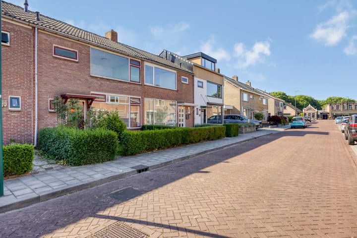 Foto 7 van Akkermansstraat 10