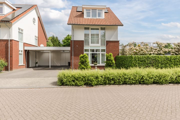 Foto 1 van Antonius van Lieropstraat 2