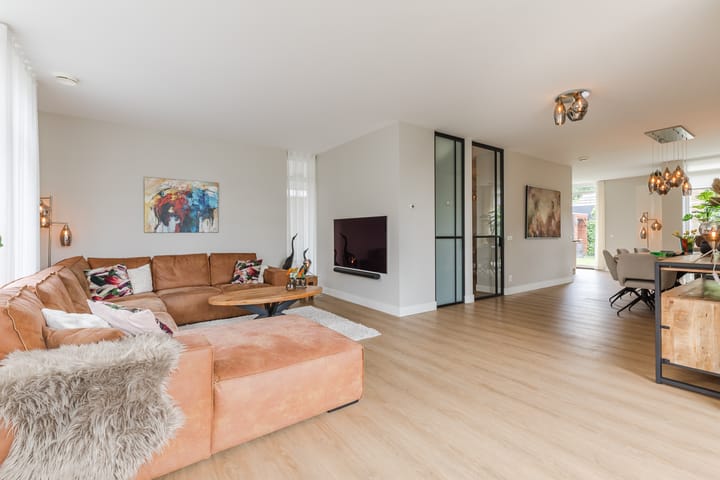 Foto 8 van Antonius van Lieropstraat 2