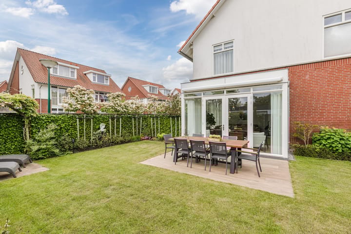 Foto 35 van Antonius van Lieropstraat 2