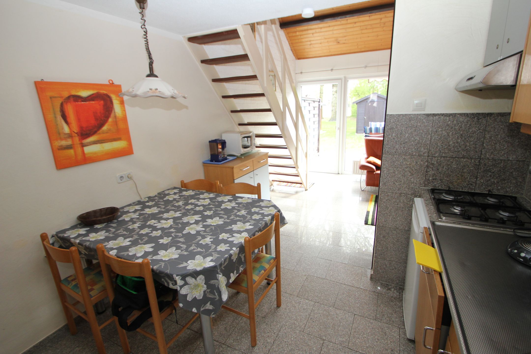 2-bedroom freehold villa in Bruinisse — photo 3 of 5