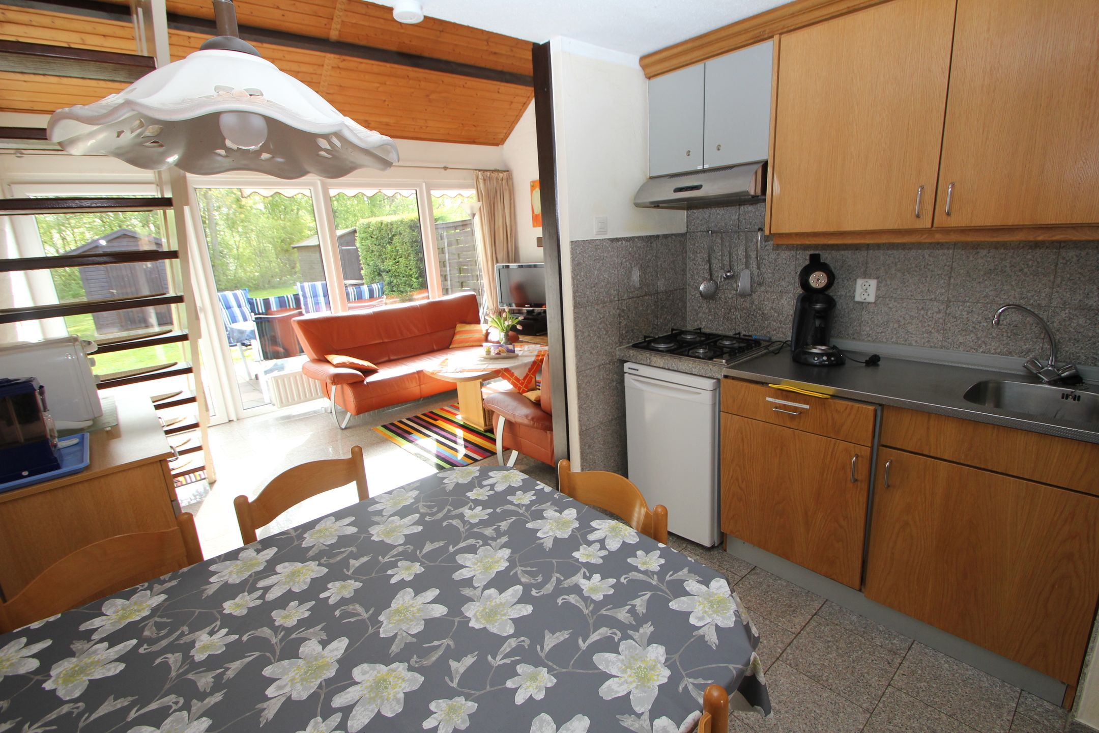 2-bedroom freehold villa in Bruinisse — photo 4 of 5
