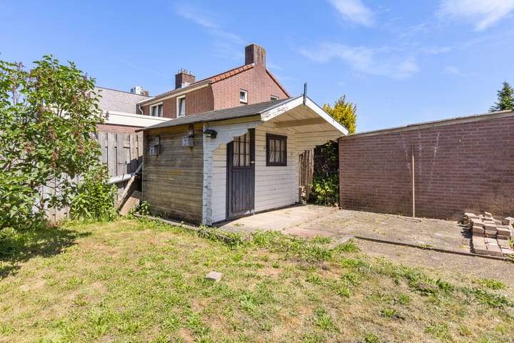 Foto 32 van Praestingsweg 7